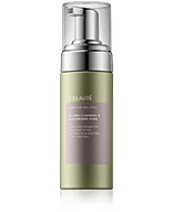 M2 Beauté Ultra Pure Solutions Oil-Free Cleansing & Moisturizing Foam Reinigingsschuim 100 ml